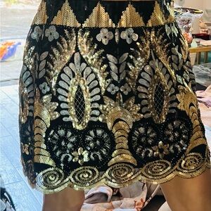 Glamorous Sequin Mini Skirt in Black and Gold Like New!
